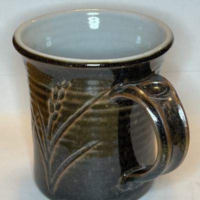 Tenmoku porcelain incised mug