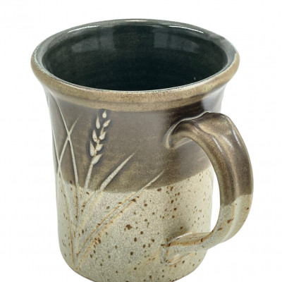 Bamboo tan incised H550 stoneware mug